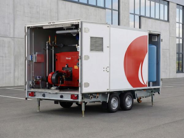 Technischer Kofferanhänger mit integrierter Heiztechnik