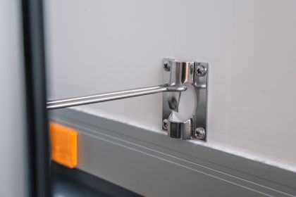 Seitliche Türfeststeller