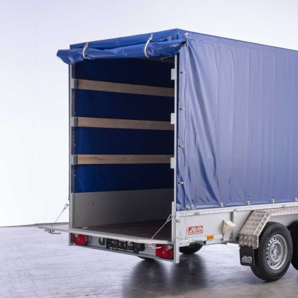 Planengestell mit Plane