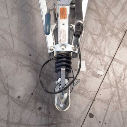 Auflaufeinrichtung als V-Zugdeichsel